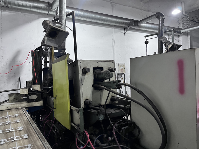 Γιατί είναι πάντα αναμμένα τα φώτα στα εργαστήρια της Jinhua Hanjia;